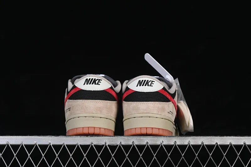 All categories Nk SB Dunk series Nk SB Dunk Low low-top sneakers Nike SB Dunk Low khaki black and red hook low-top casual sneakers HJ0367-200